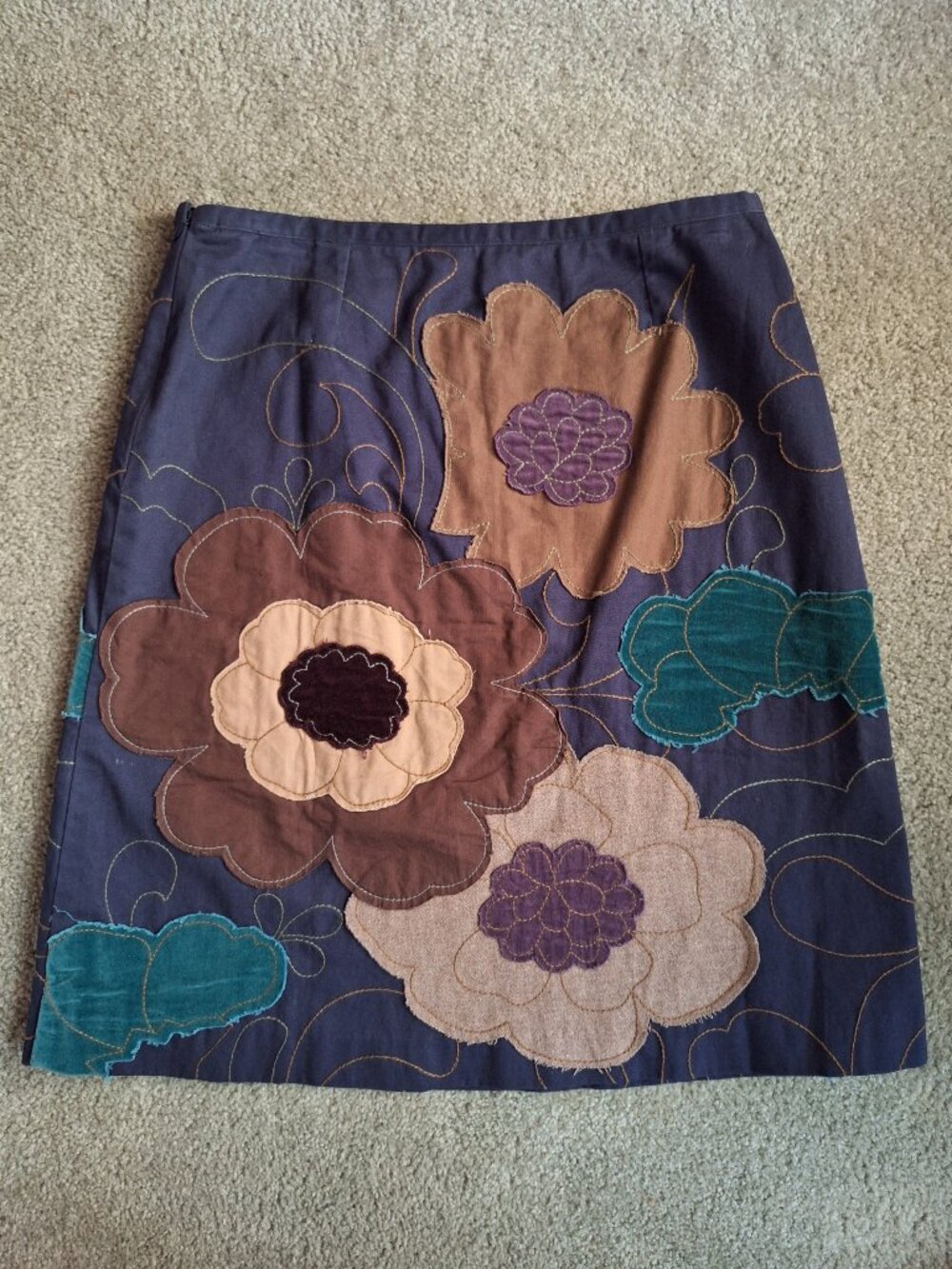 Boden Vintage Floral A-Line Midi Skirt Appliqued Floral Pattern Size 12R - Picture 2 of 16